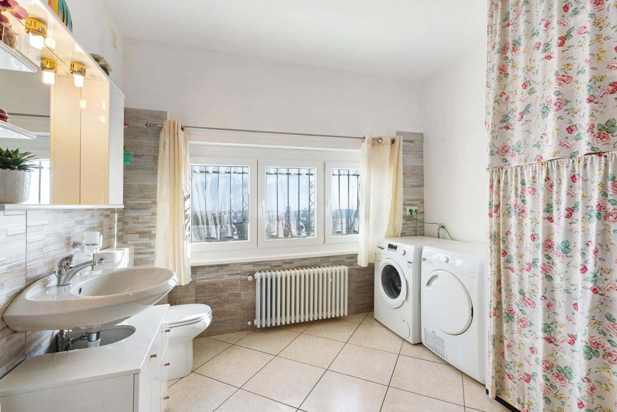 Casa Bella Apartment Intra Bagian luar foto